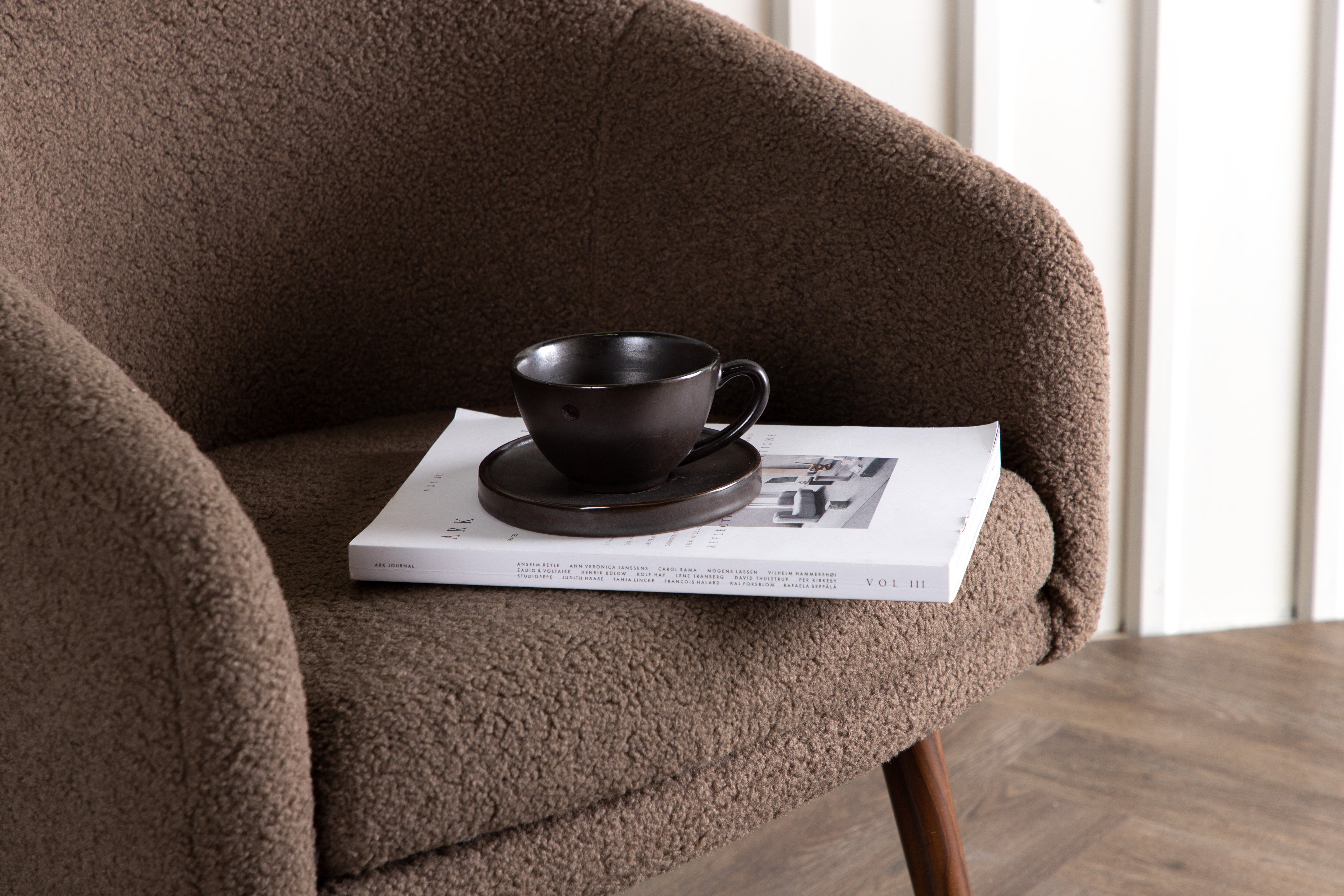 Venture Home - WANDA Armchair