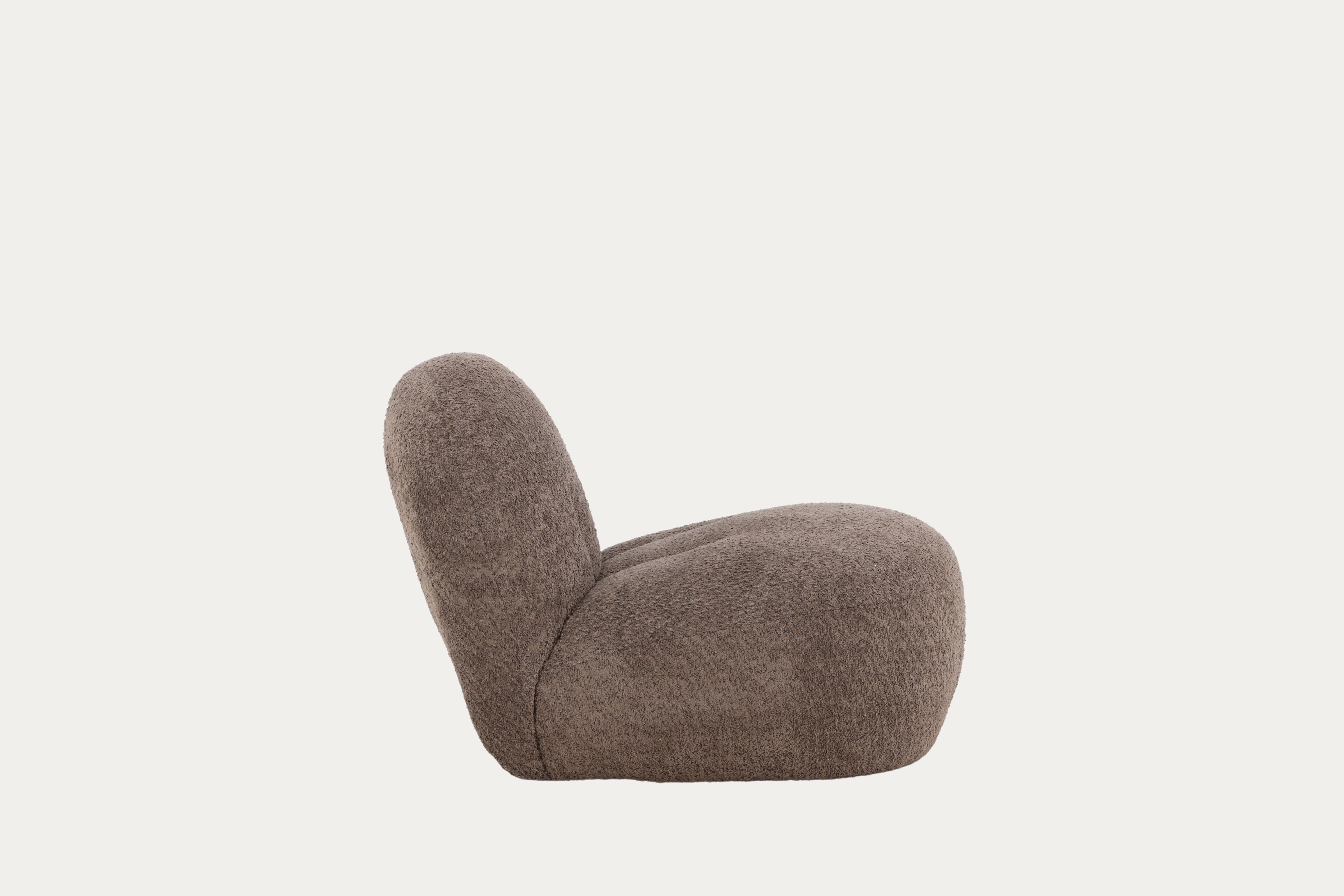 VARI Venture Home - Omaha Lounge Chair Brown