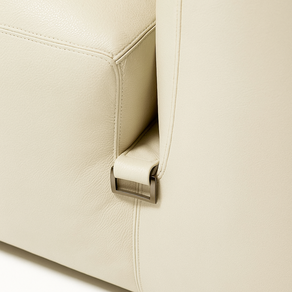 Le Mura Armchair
