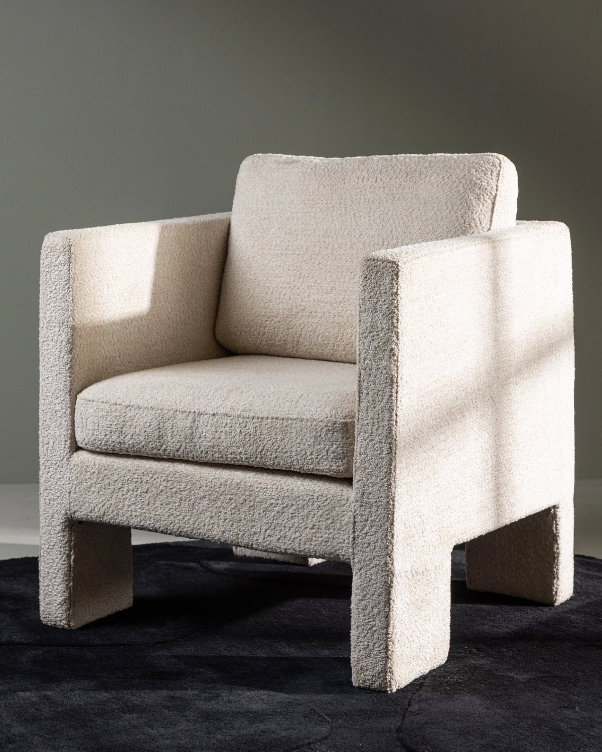 Venture Home - RAGUSA Armchair