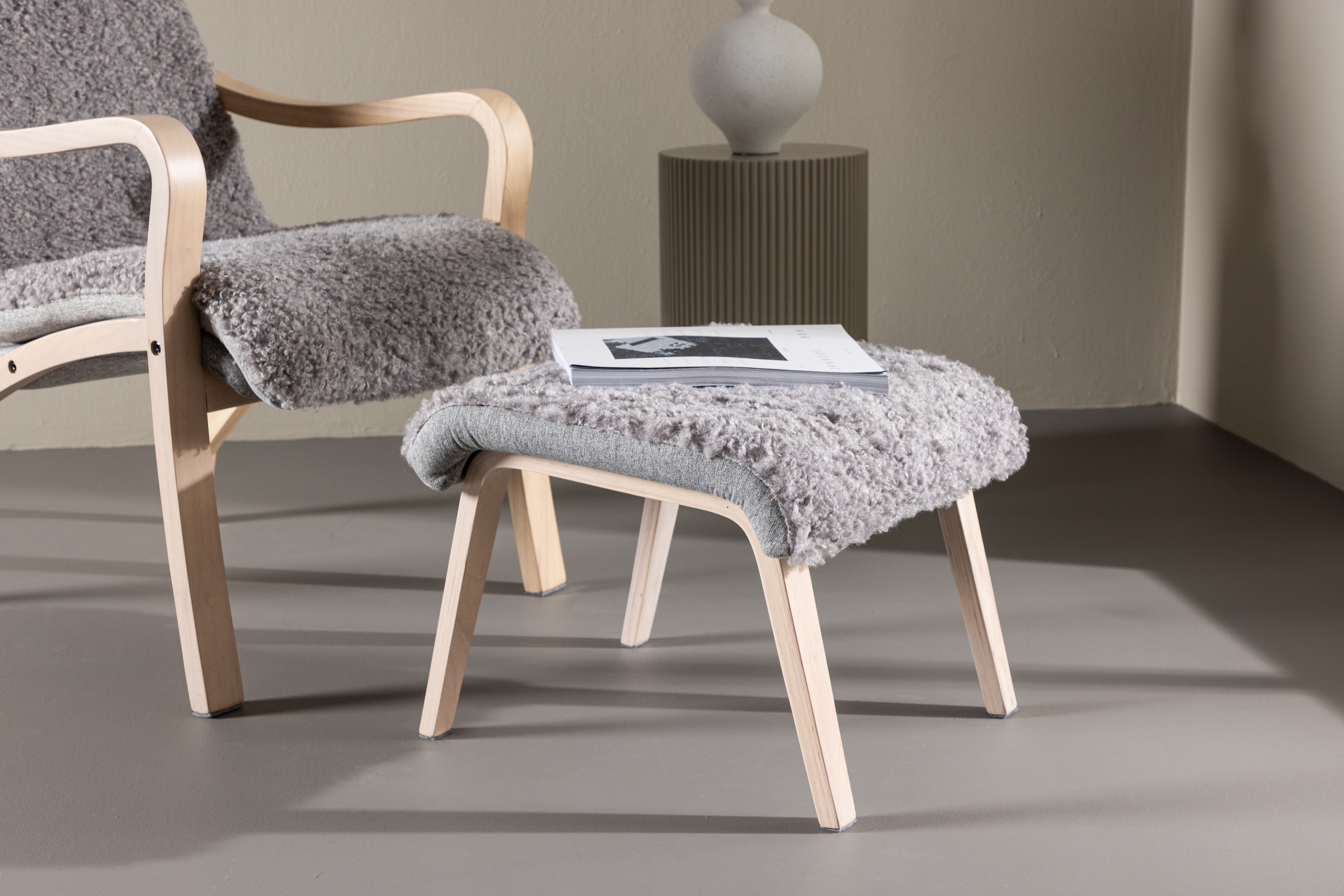 Venture Home - FÅRÖ Grey Armchair