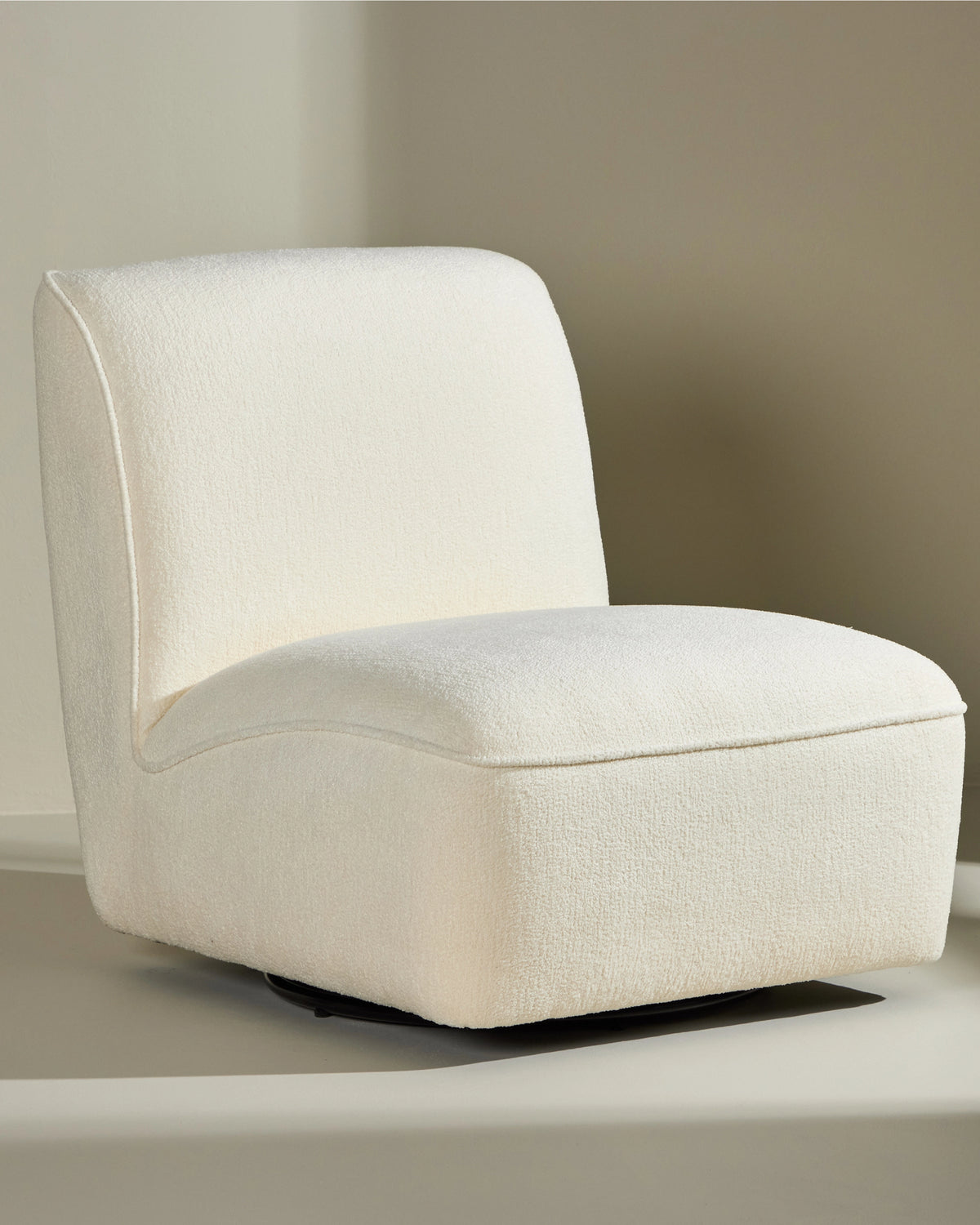 Venture Home - MY Lounge Chair