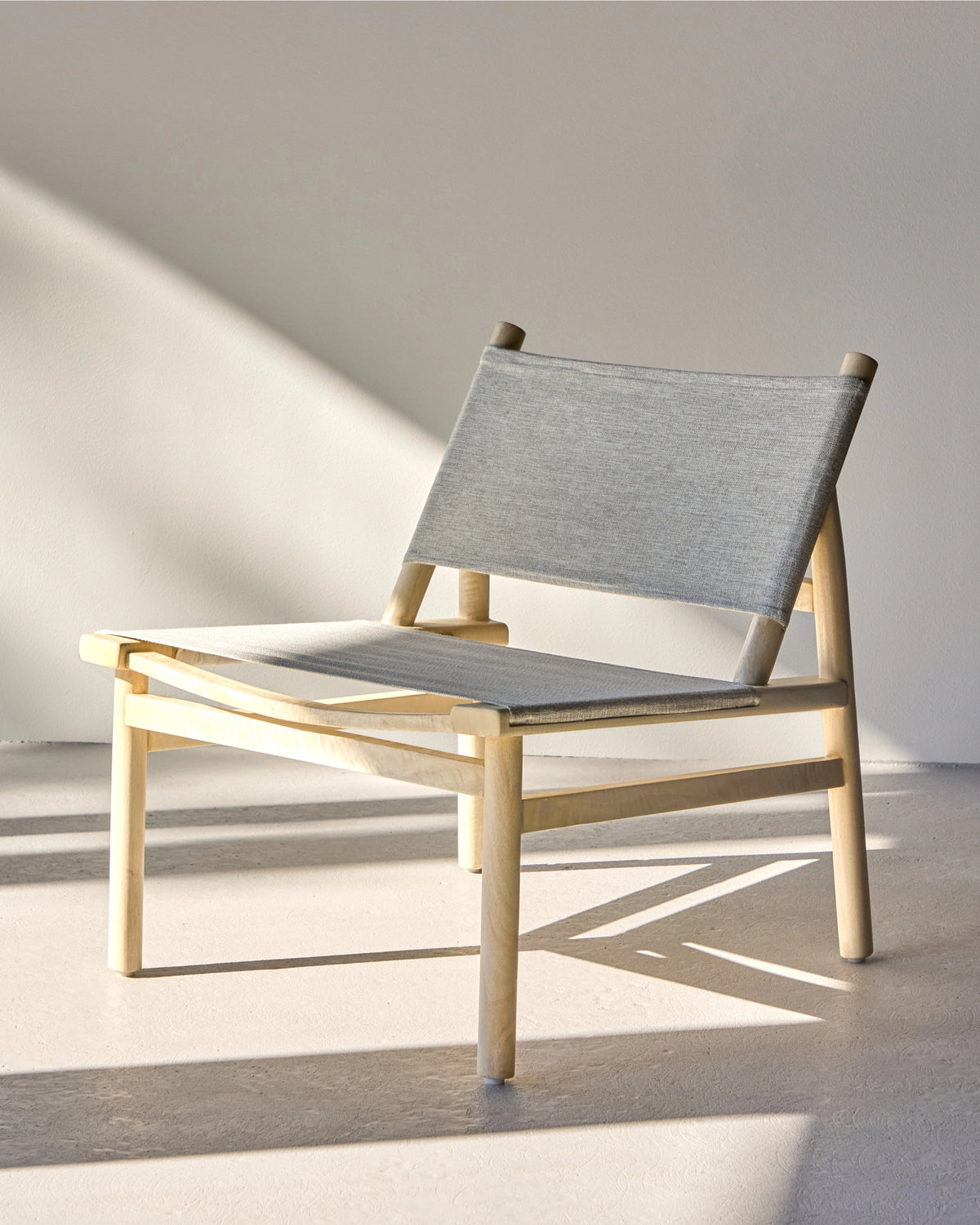 Venture Home - MILLO Lounge Chair
