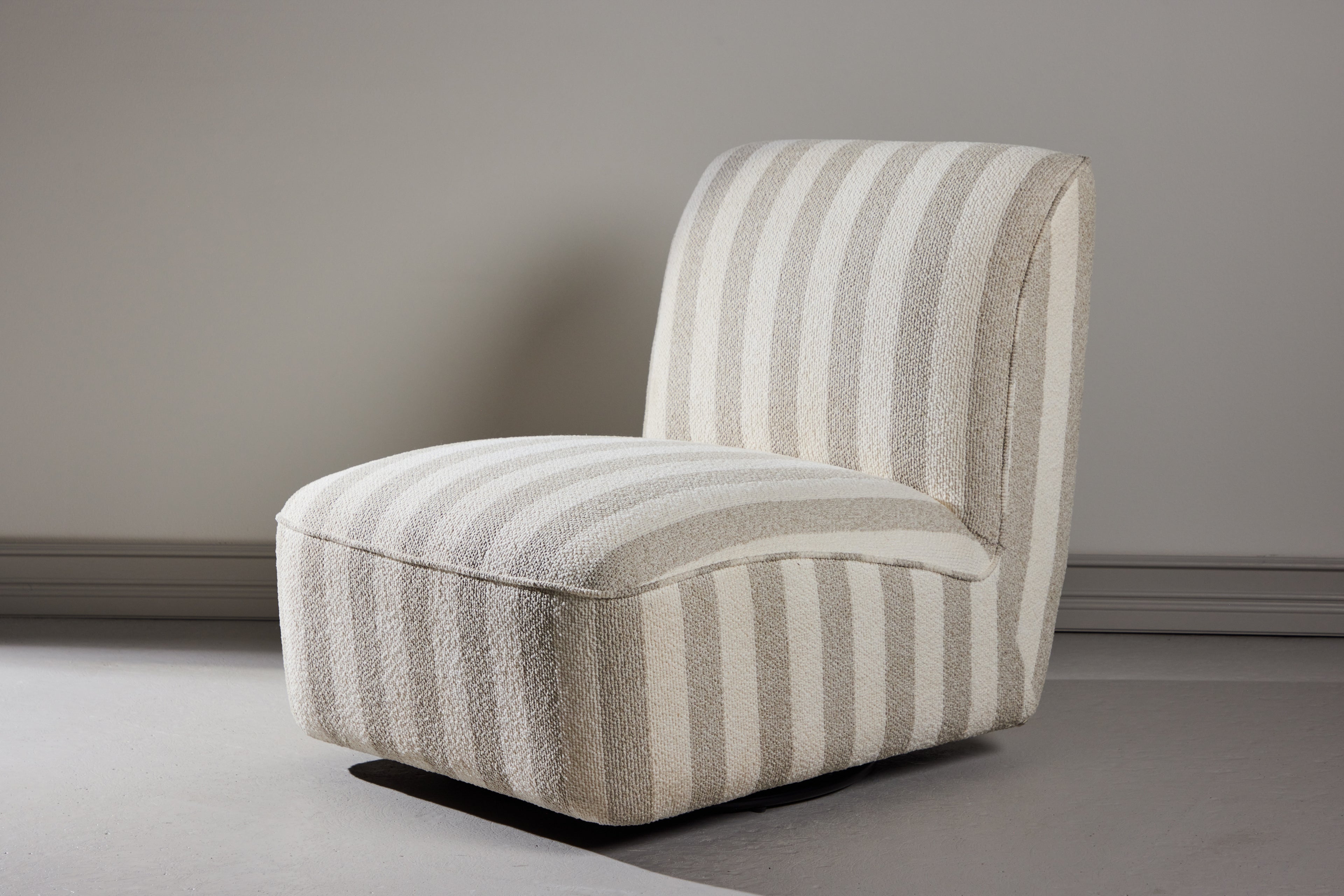 Venture Home - MY Striped Lounge Chair