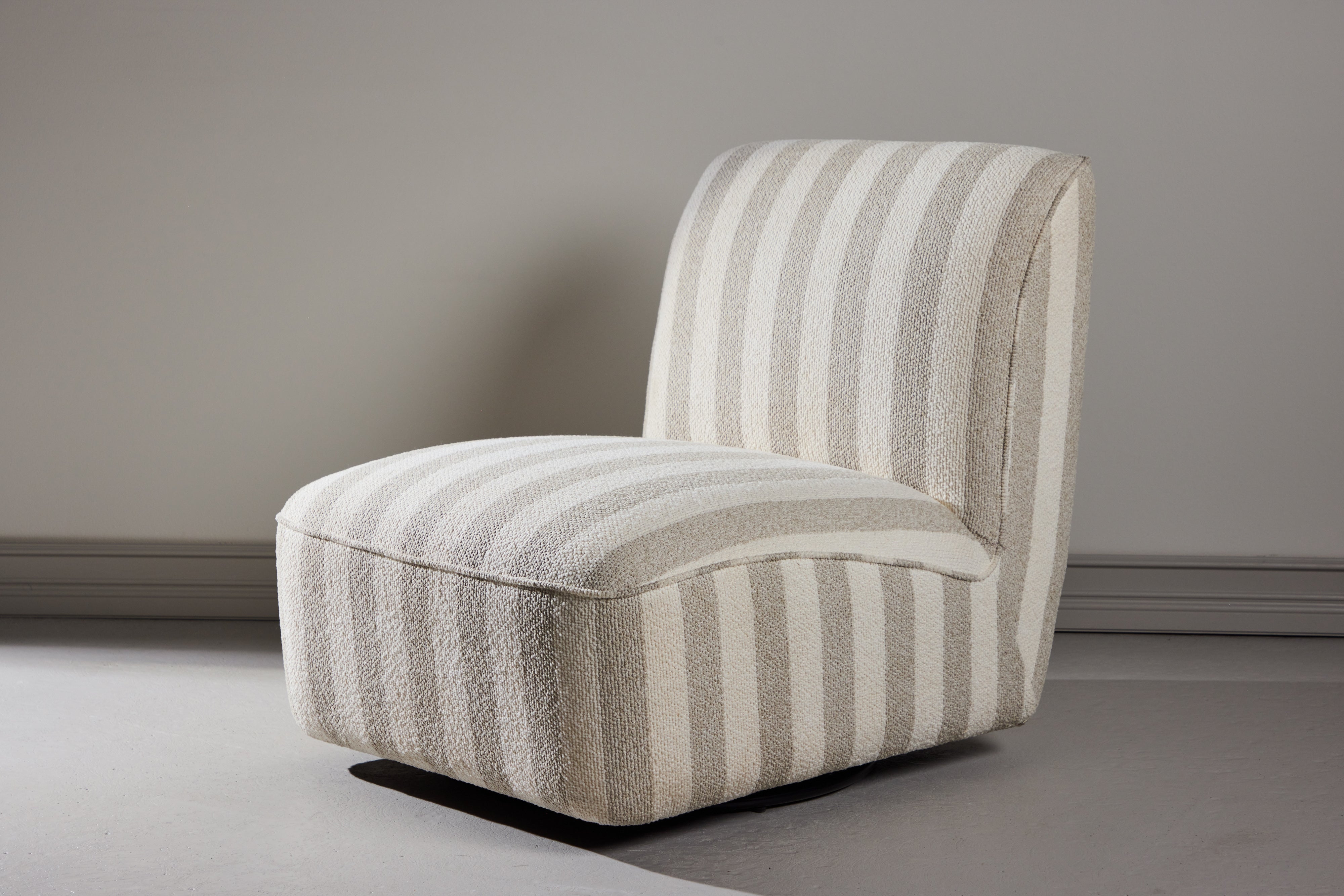 Venture Home - MY Striped Lounge Chair