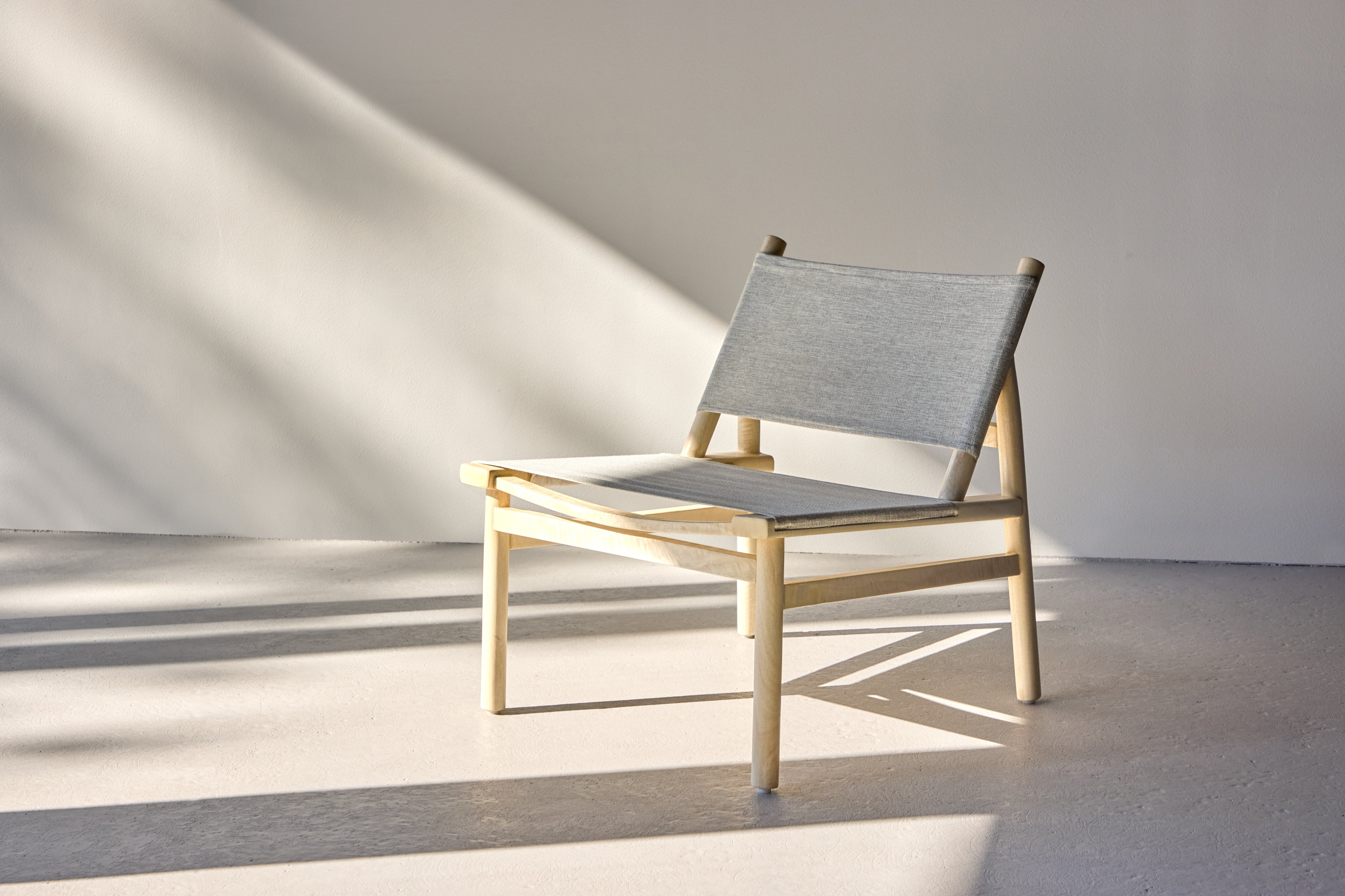 Venture Home - MILLO Lounge Chair