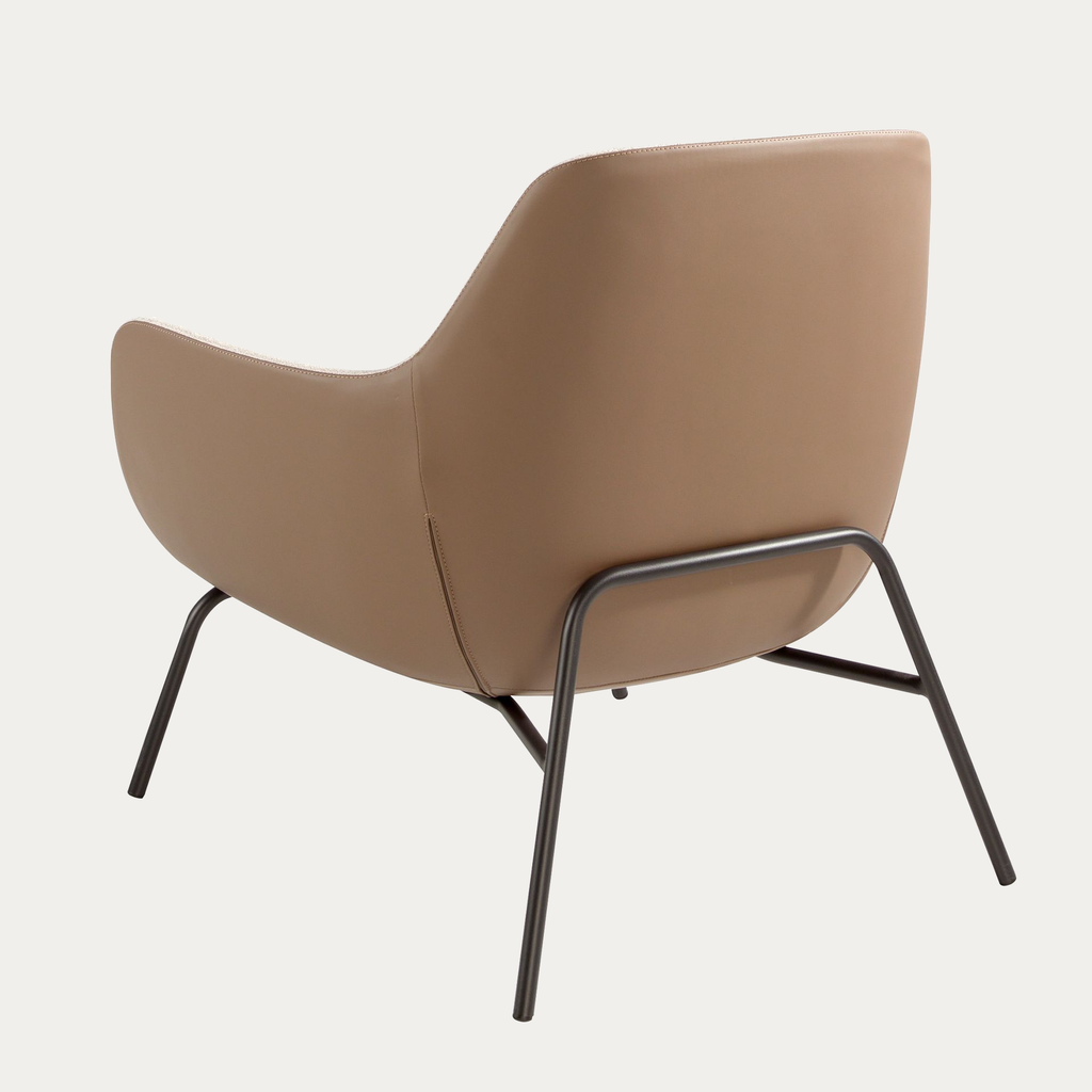 Angel Cerdá – Belvora Armchair