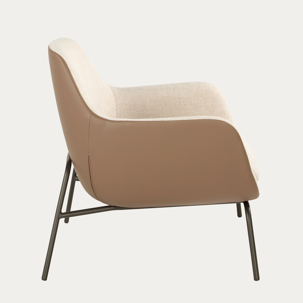 Angel Cerdá – Belvora Armchair