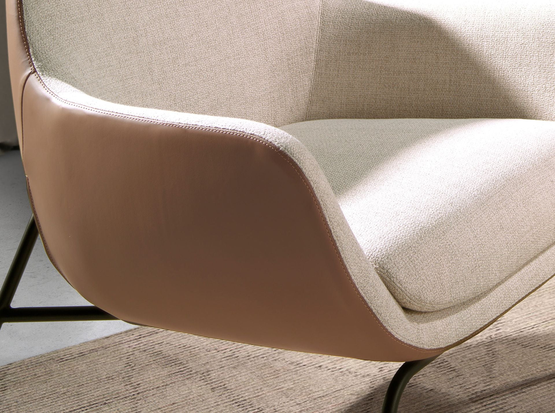 Angel Cerdá – Belvora Armchair