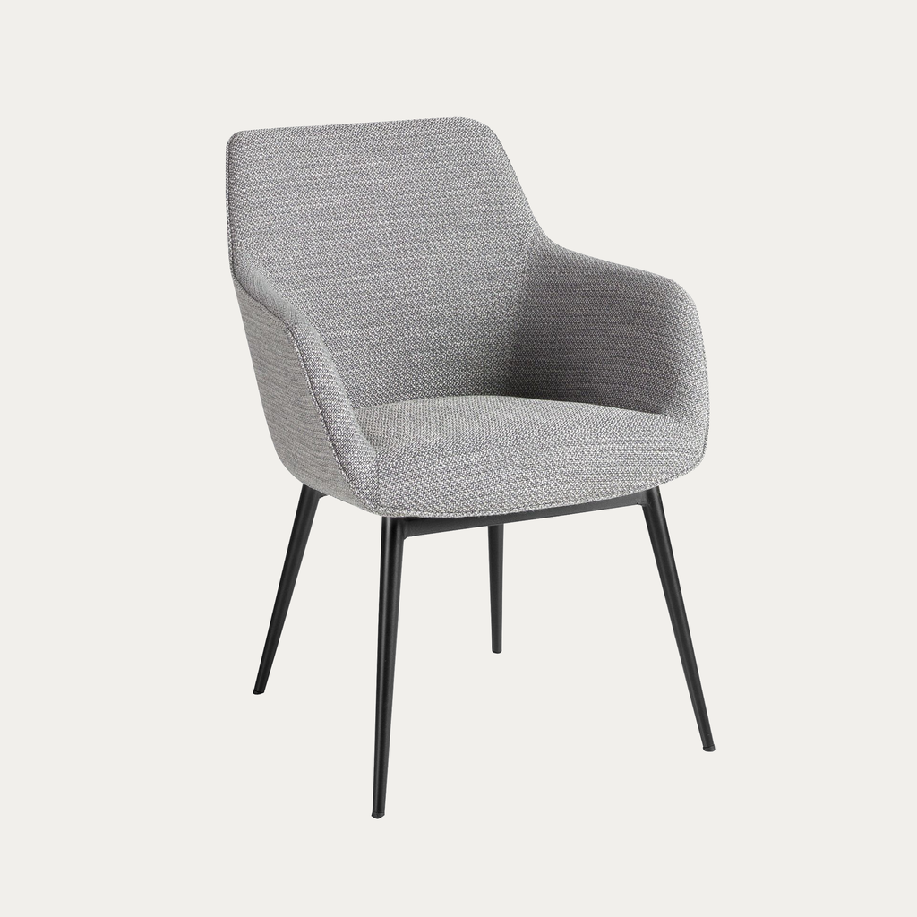 Angel Cerdá – Elvane Chair